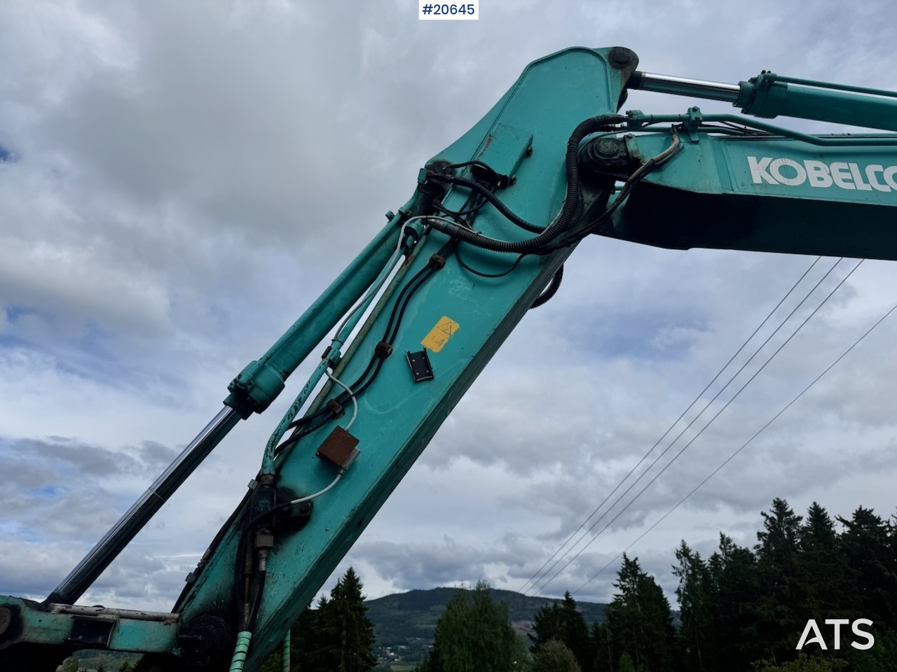Escavadeira Kobelco SK235SR: foto 22 Escavadeira Kobelco SK235SR: foto 22
