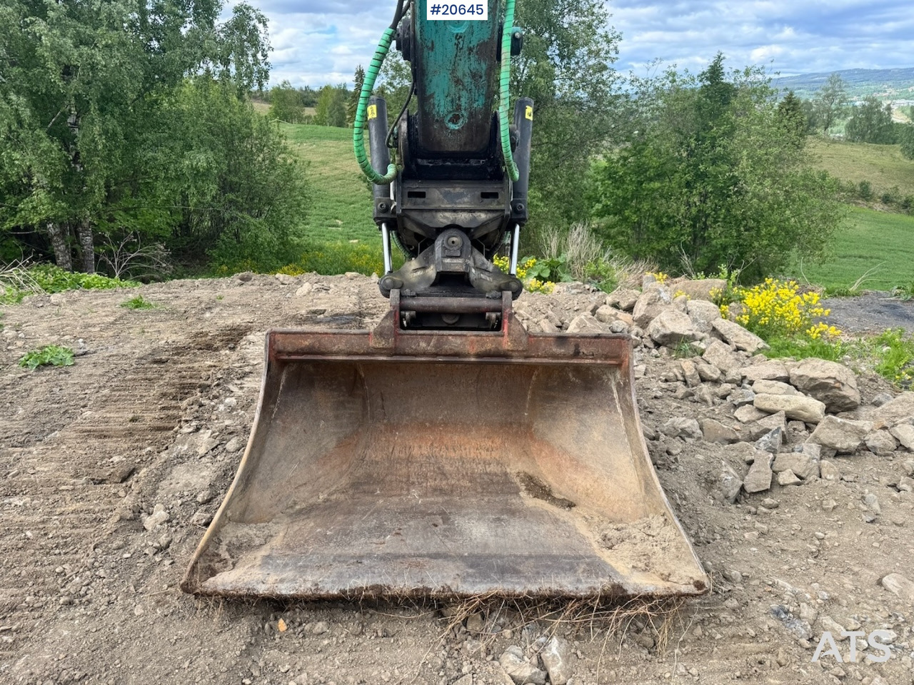 Escavadeira Kobelco SK235SR: foto 20 Escavadeira Kobelco SK235SR: foto 20