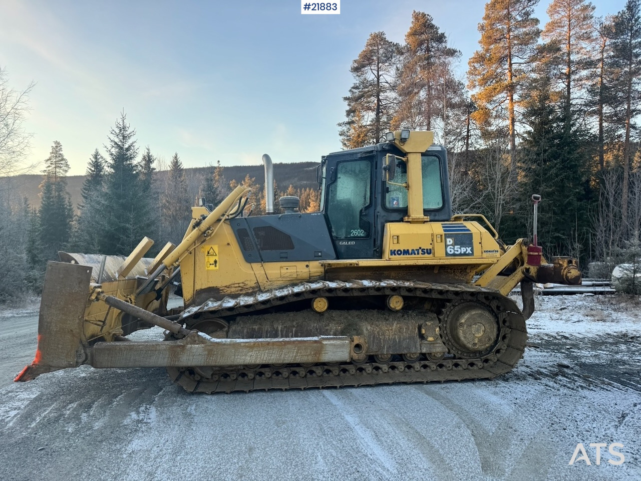 Komatsu D65 PX-15 - Buldôzer: foto 3 Komatsu D65 PX-15 - Buldôzer: foto 3