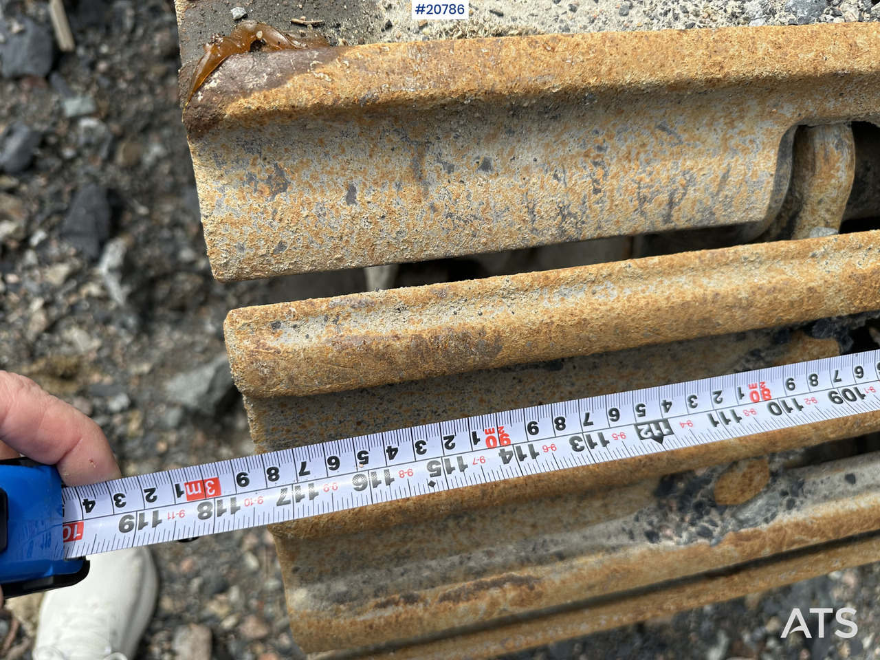 Escavadora de rastos Komatsu PC210LC-8: foto 28