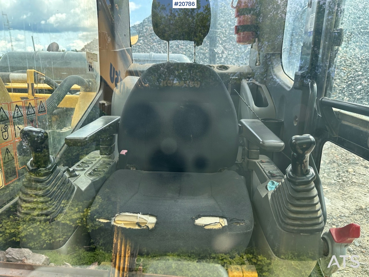 Escavadora de rastos Komatsu PC210LC-8: foto 14