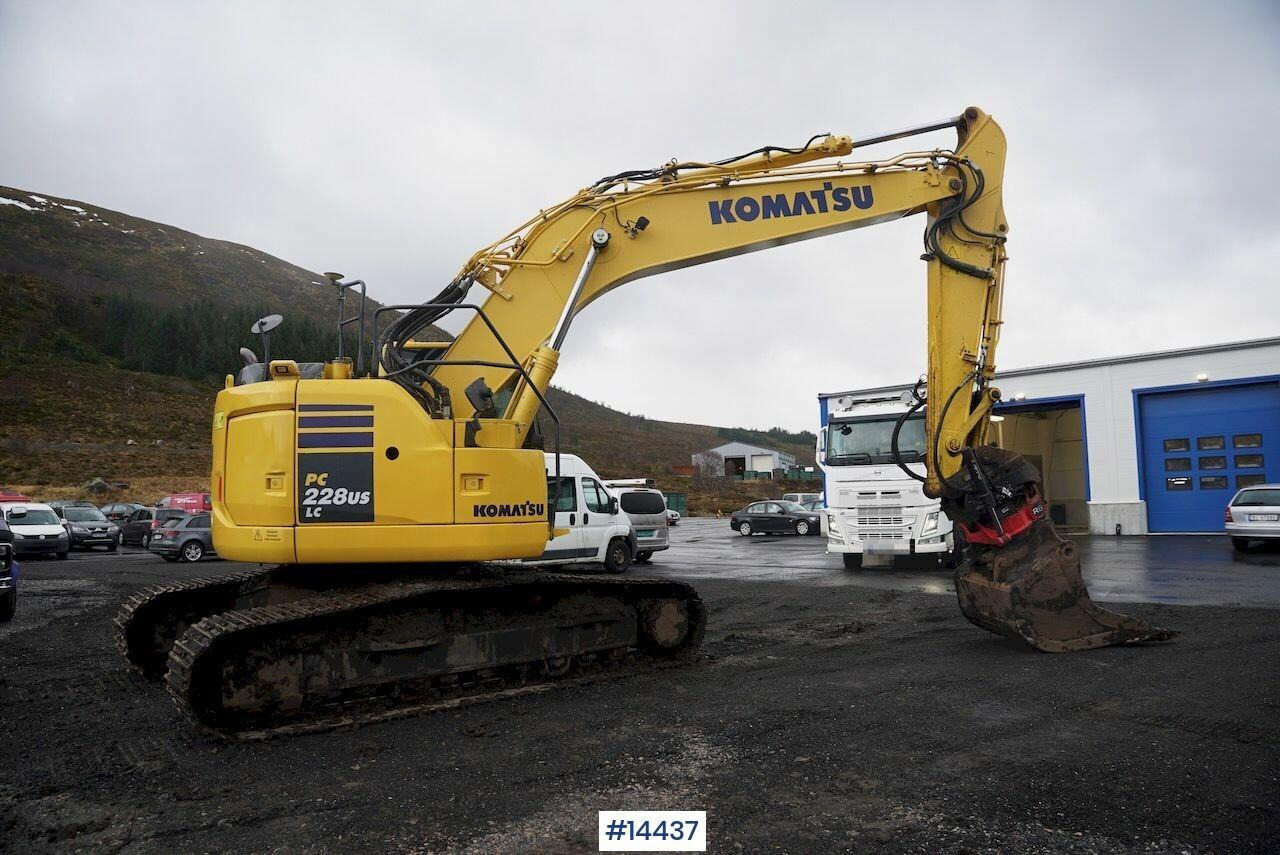 Komatsu PC228USLC-10 - Escavadeira: foto 5 Komatsu PC228USLC-10 - Escavadeira: foto 5