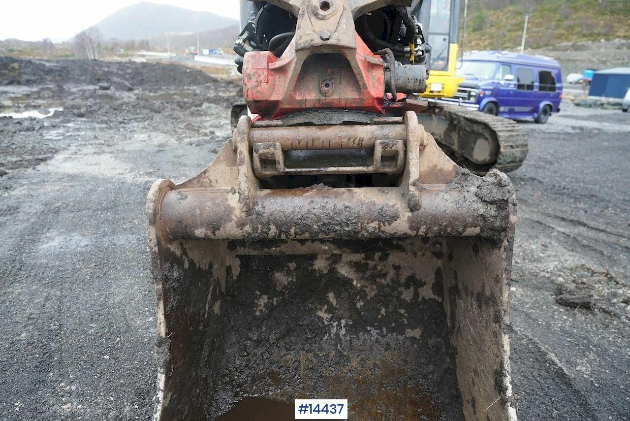 Locação de Komatsu PC228USLC-10 Komatsu PC228USLC-10: foto 42