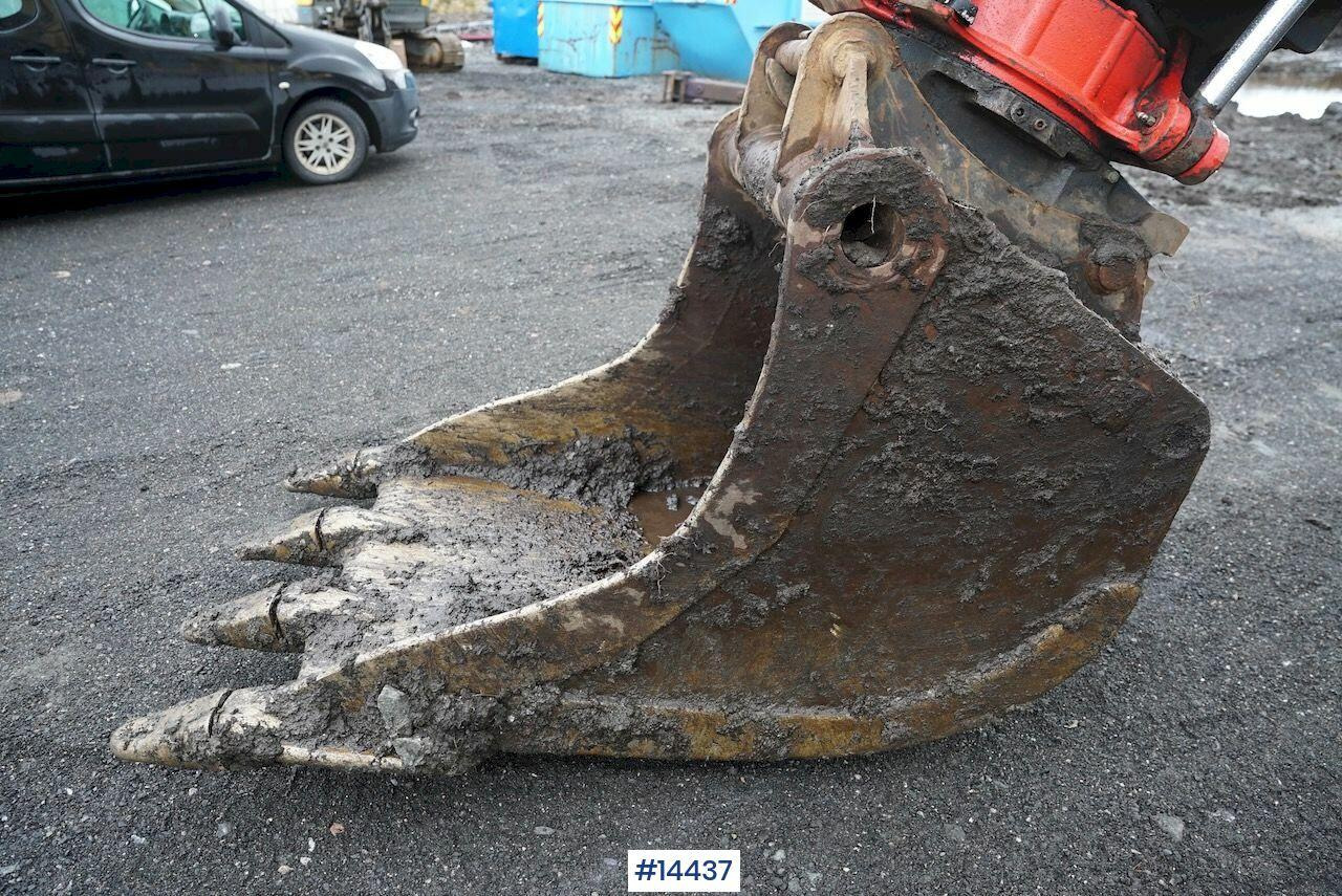 Locação de Komatsu PC228USLC-10 Komatsu PC228USLC-10: foto 43