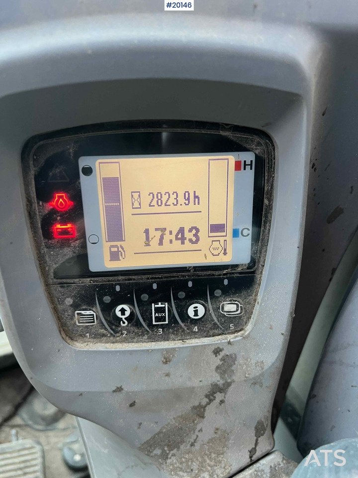 Locação de Kubota KX080-4 Kubota KX080-4: foto 31