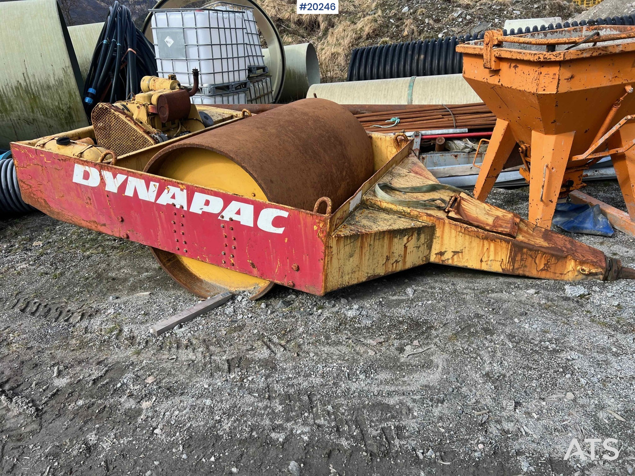 Dynapac slepevals - Máquina de construção: foto 1 Dynapac slepevals - Máquina de construção: foto 1