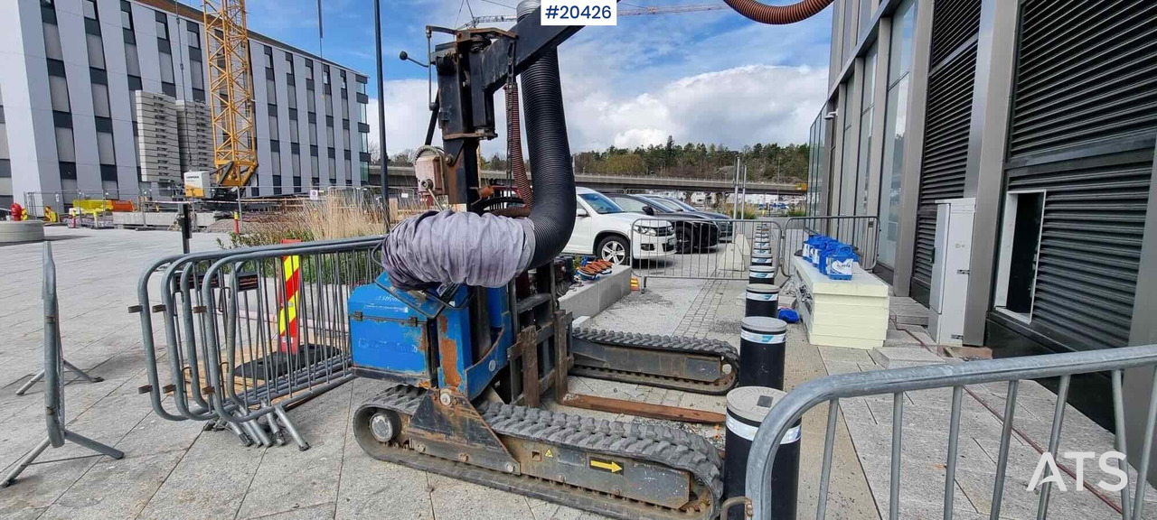 Hinowa TP2000 Vakumløfter til steinheller - Máquina de construção: foto 2 Hinowa TP2000 Vakumløfter til steinheller - Máquina de construção: foto 2