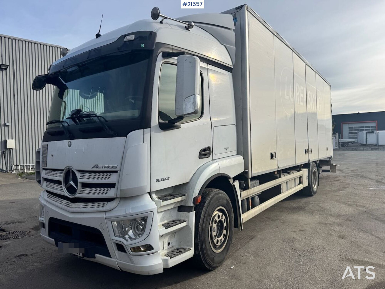 Mercedes Actros 1832 - Caminhão furgão: foto 1 Mercedes Actros 1832 - Caminhão furgão: foto 1