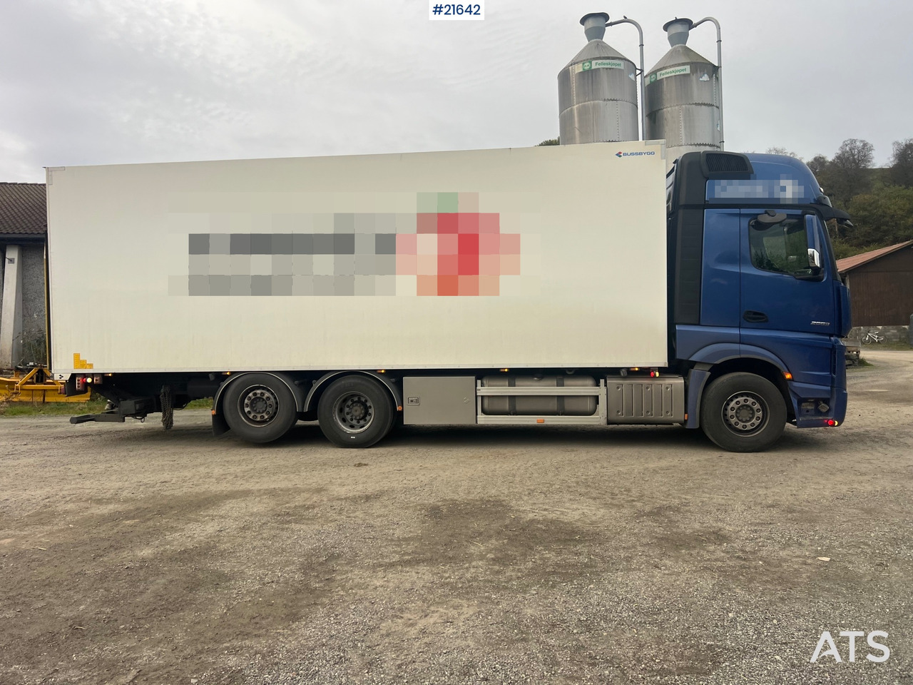 Mercedes-Benz Actrox 6x2 skapbil m/ kjøl/frys aggregat - Caminhão furgão: foto 5 Mercedes-Benz Actrox 6x2 skapbil m/ kjøl/frys aggregat - Caminhão furgão: foto 5