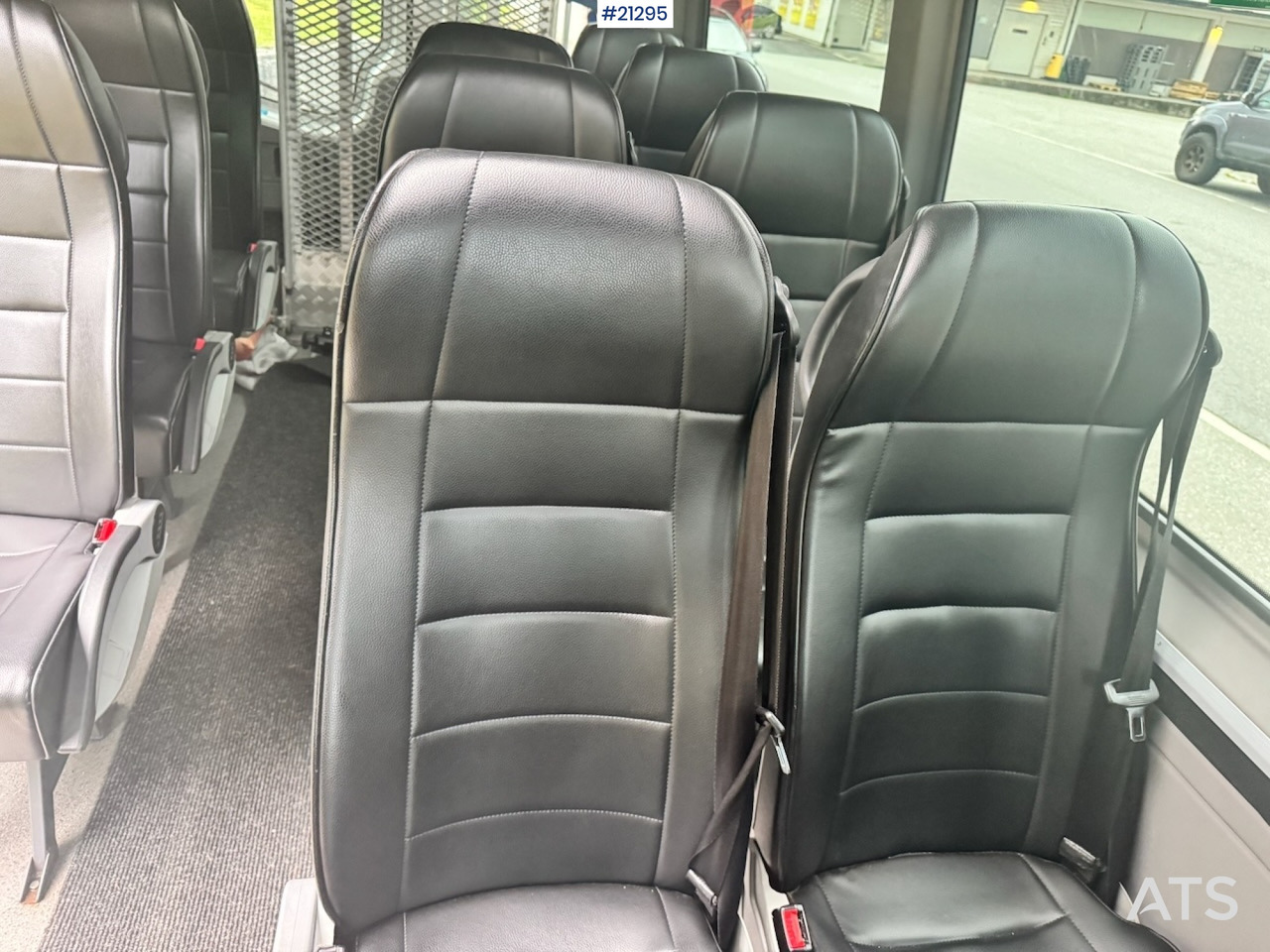 Micro-ônibus, Furgão de passageiros Mercedes Sprinter 316: foto 23