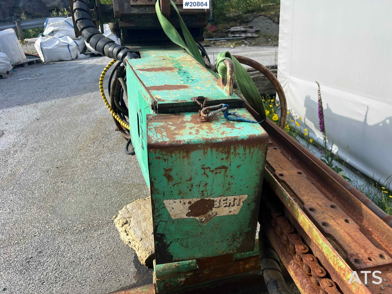 Máquina de perfuração Montabert CPA500 boretårn m/ hc 150 hammer: foto 18