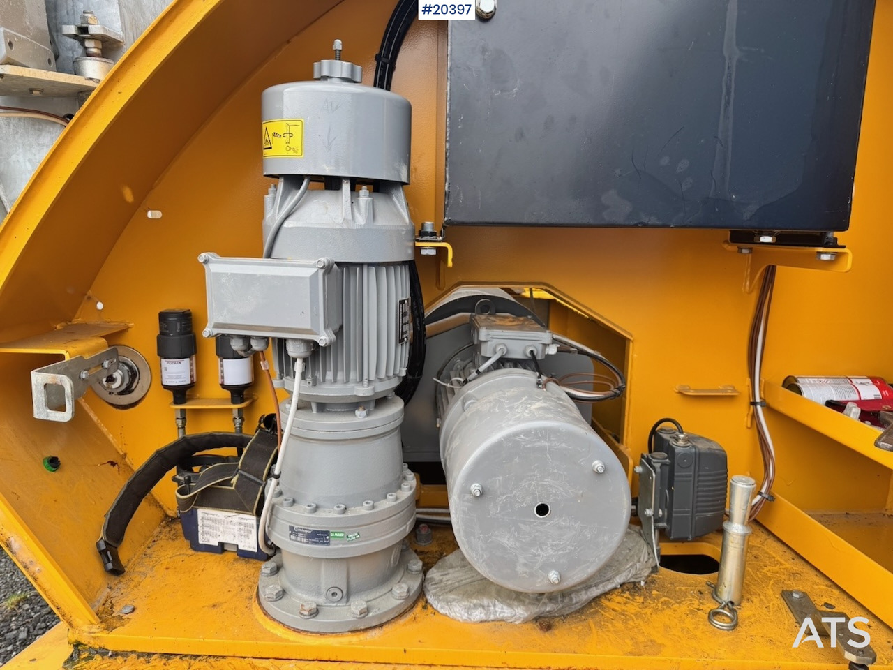 Grua automontante Potain IGO50: foto 15