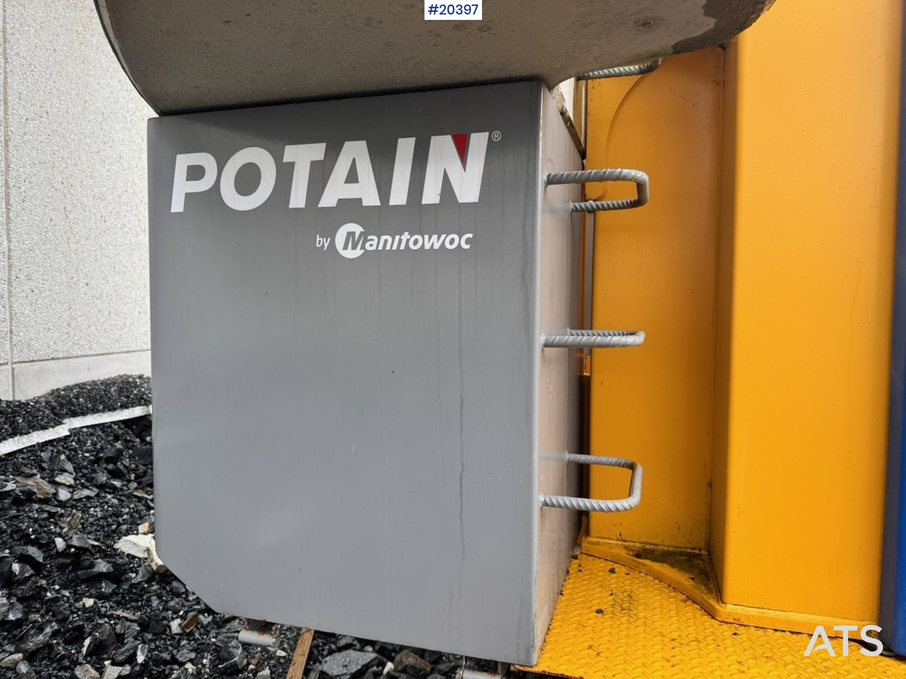 Grua automontante Potain IGO50: foto 24
