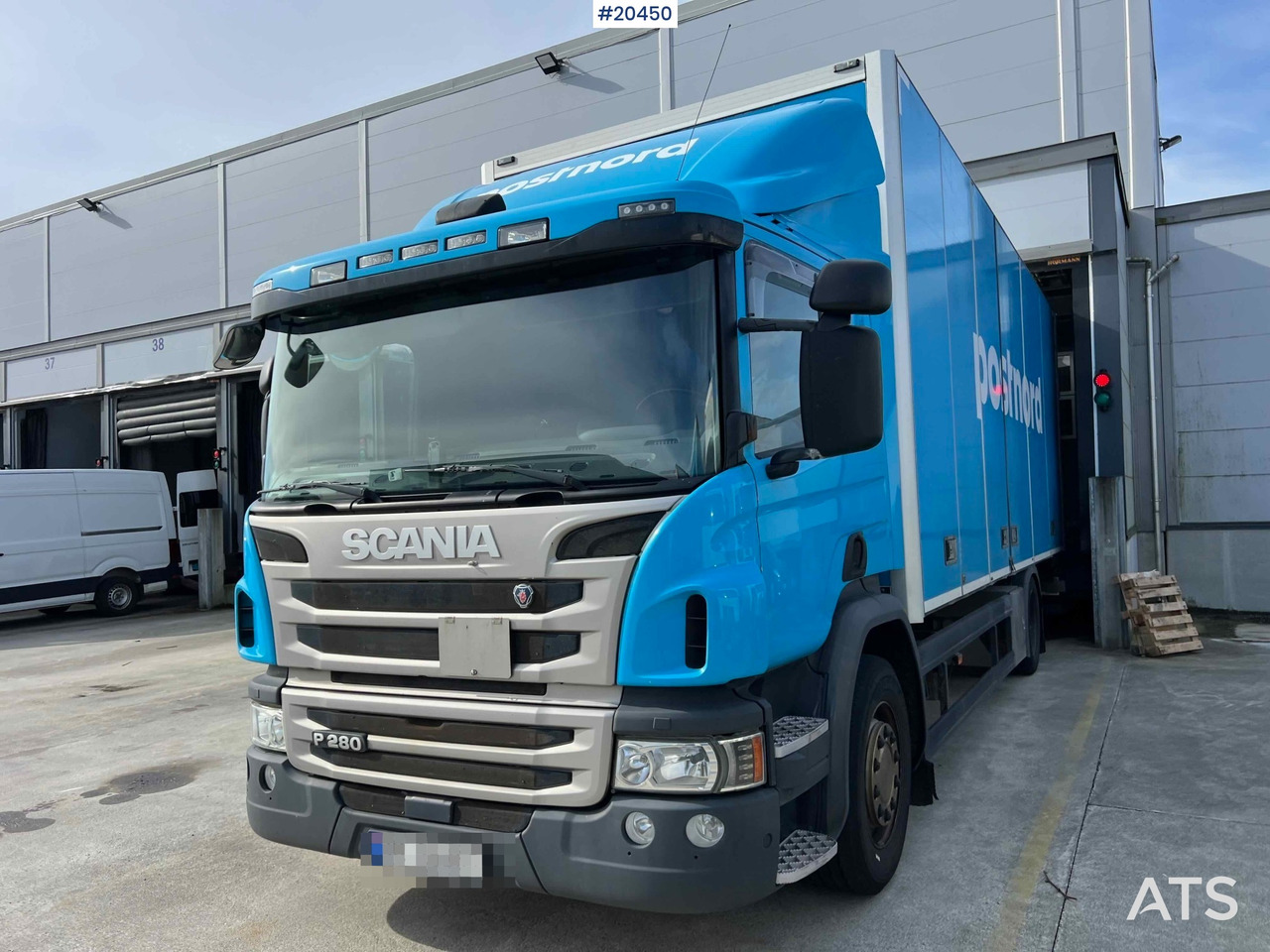 Caminhão furgão Scania P280: foto 12