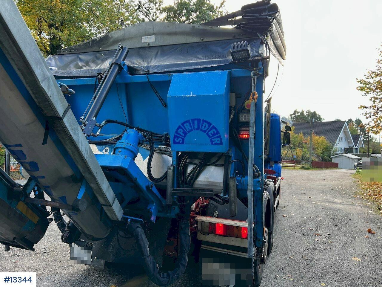 Caminhão basculante Scania P94G: foto 11