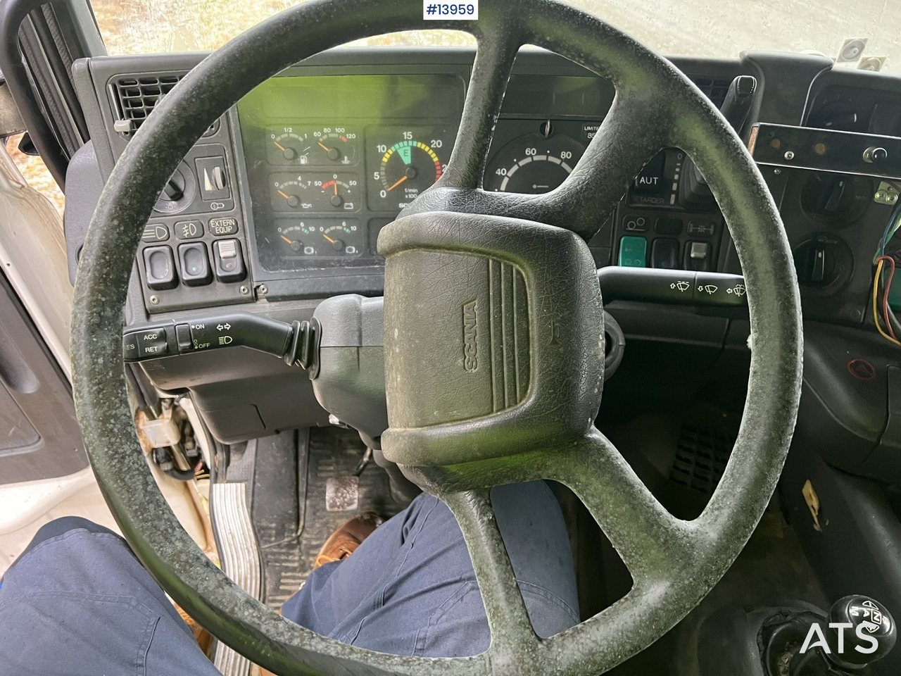 Caminhão basculante Scania R124: foto 27