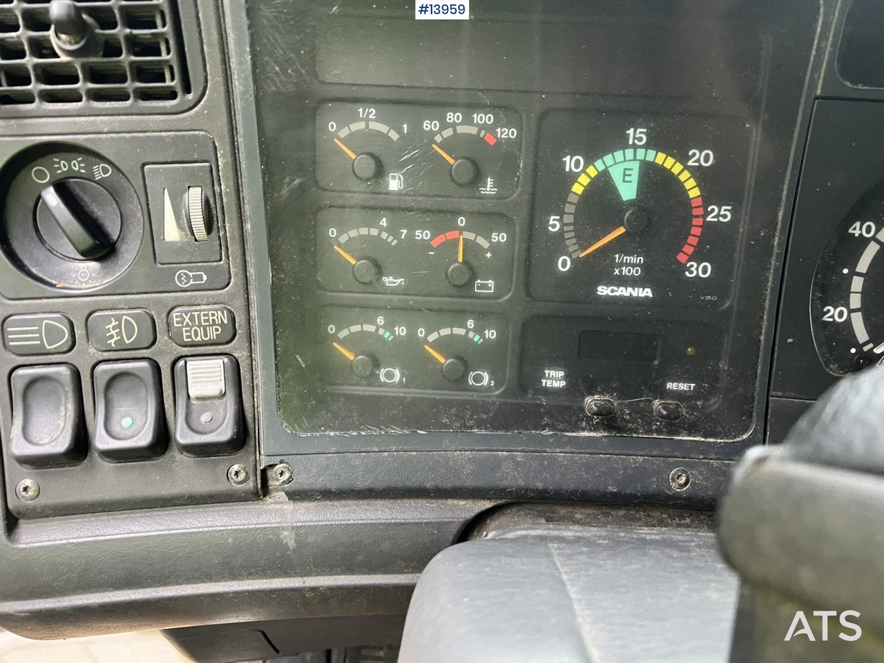 Caminhão basculante Scania R124: foto 30