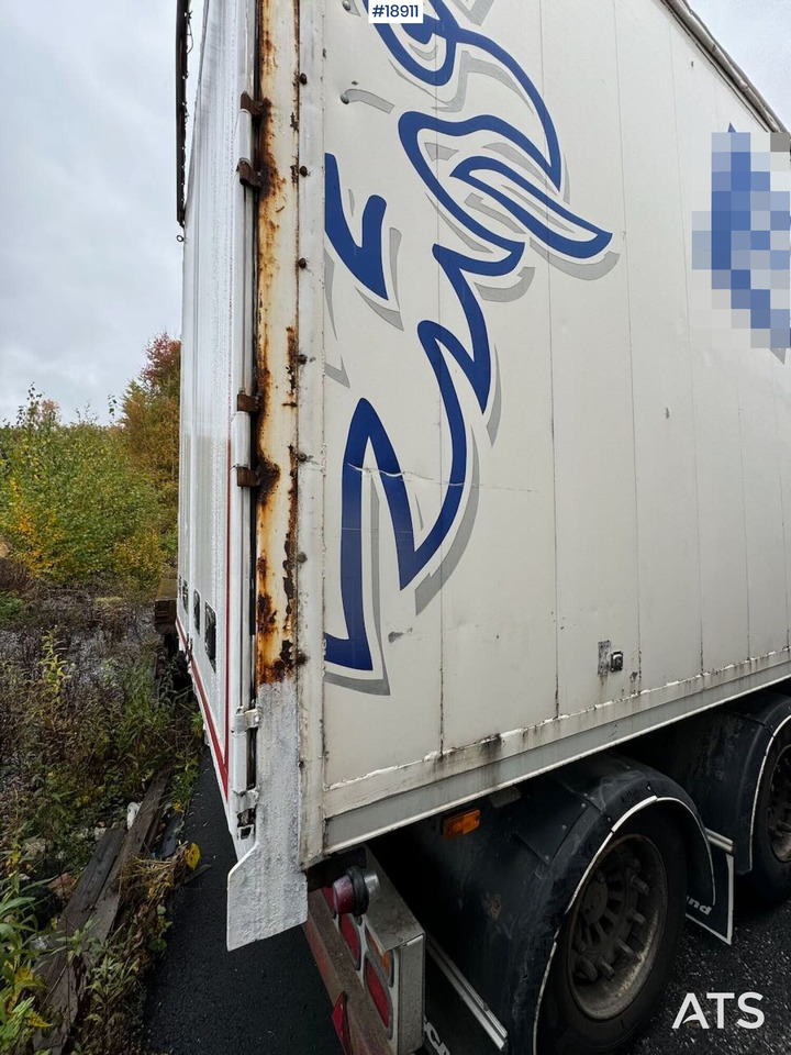 Caminhão furgão Scania R500: foto 46