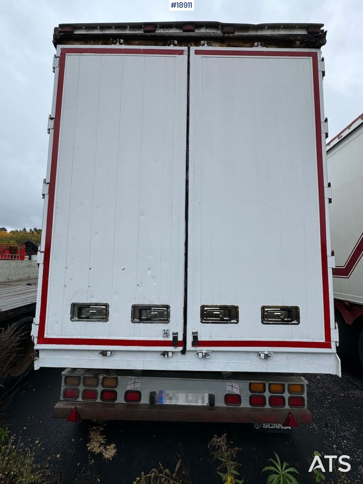 Caminhão furgão Scania R500: foto 32