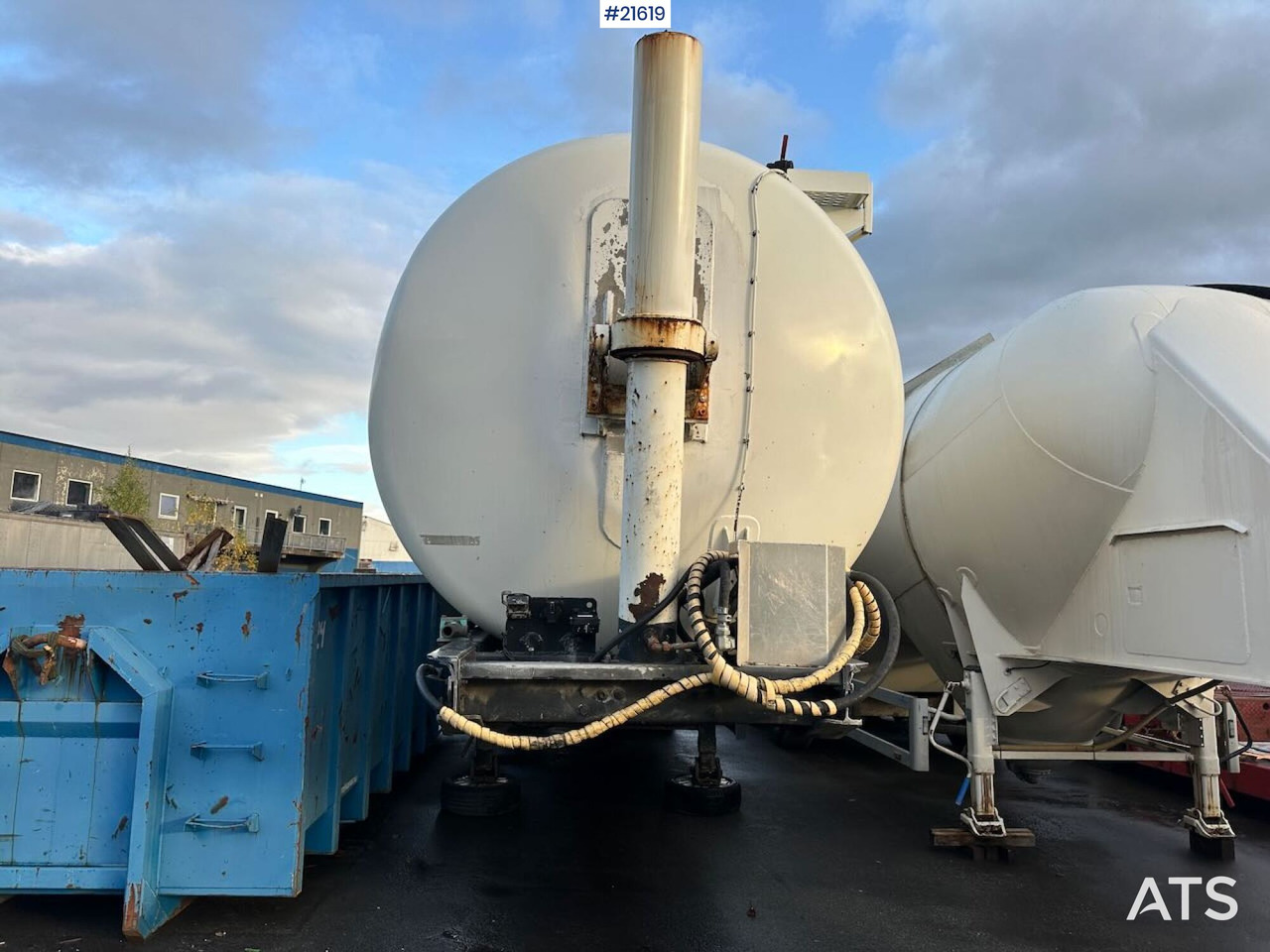 Spitzer 1996 Spitzer silo-trailer 3 akslet bulkhenger - Semirreboque silo: foto 2 Spitzer 1996 Spitzer silo-trailer 3 akslet bulkhenger - Semirreboque silo: foto 2