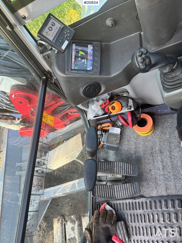 Locação de Takeuchi TB290-2 Takeuchi TB290-2: foto 40