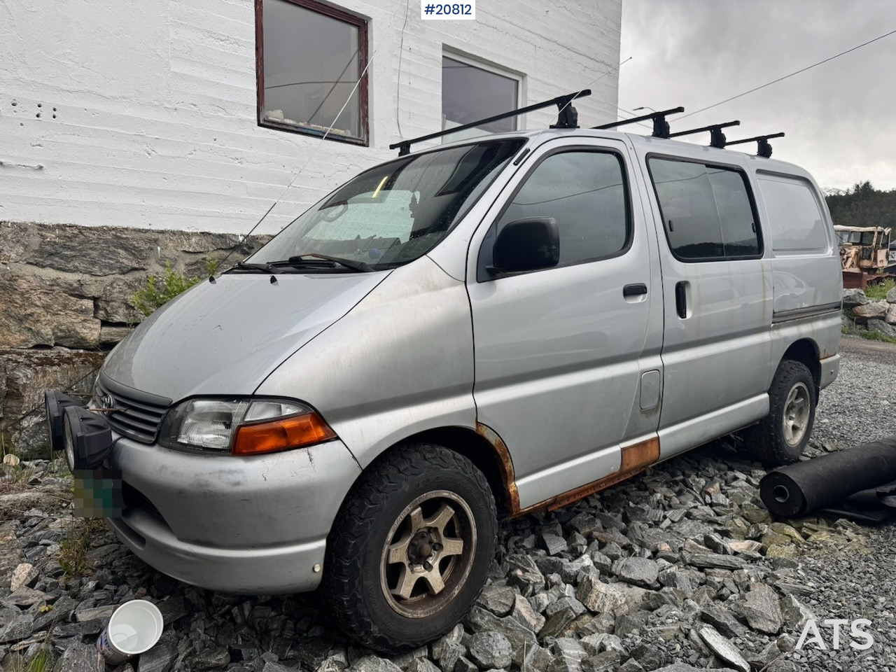 Toyota Hiace - Furgão: foto 1 Toyota Hiace - Furgão: foto 1