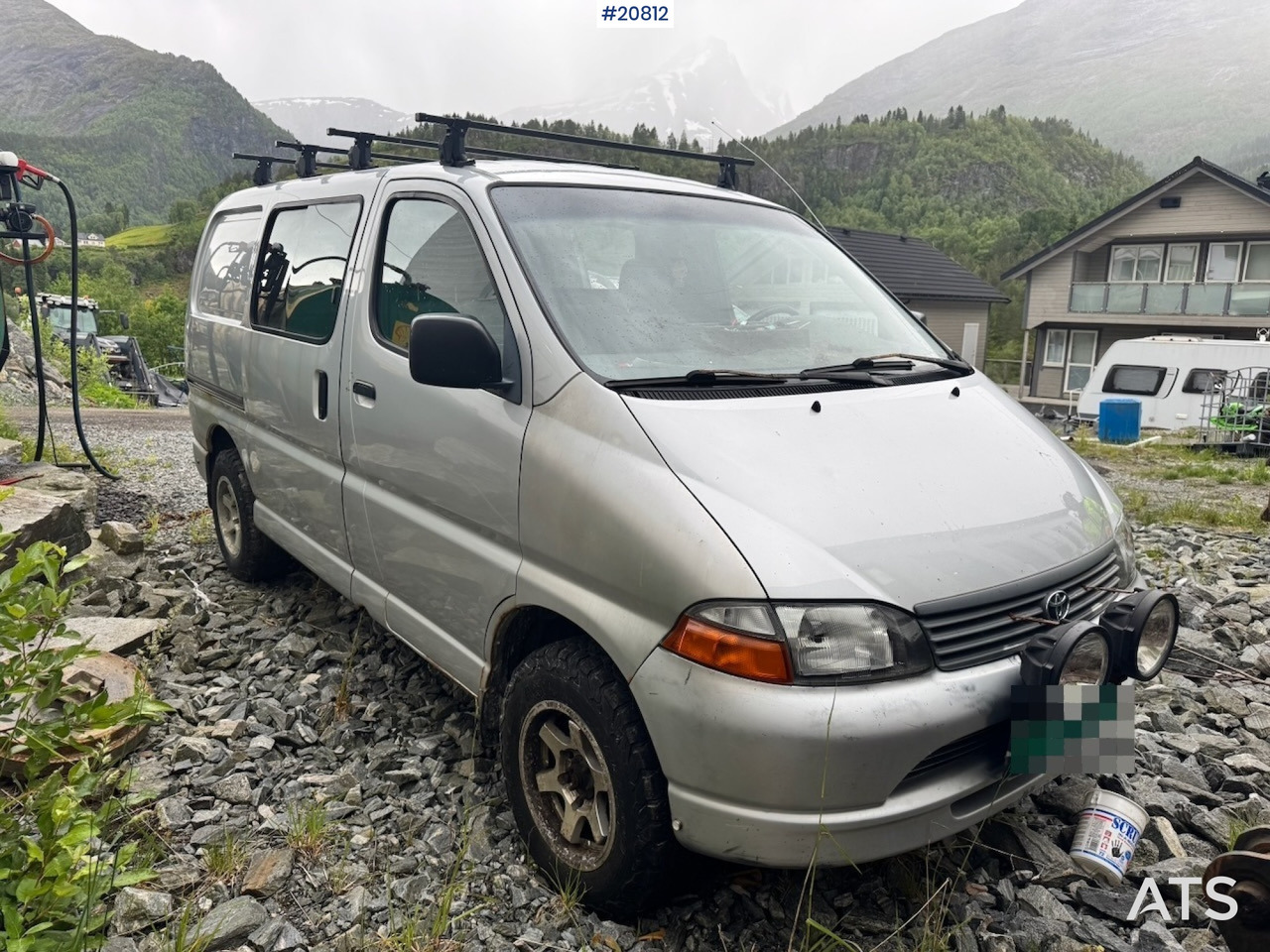 Toyota Hiace - Furgão: foto 2 Toyota Hiace - Furgão: foto 2
