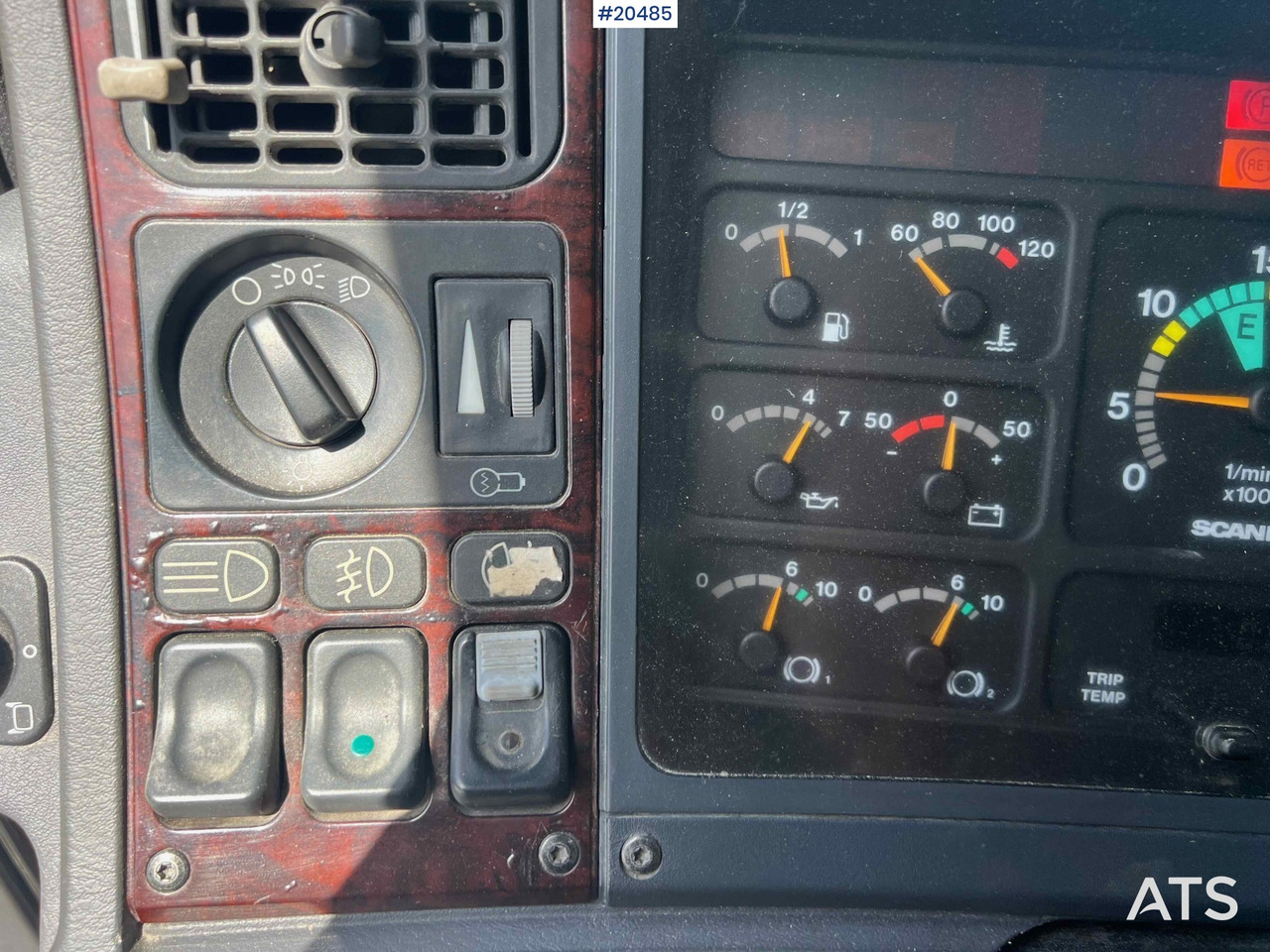 Locação de Scania R144 Scania R144: foto 49