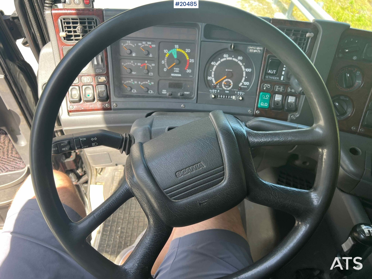 Locação de Scania R144 Scania R144: foto 44