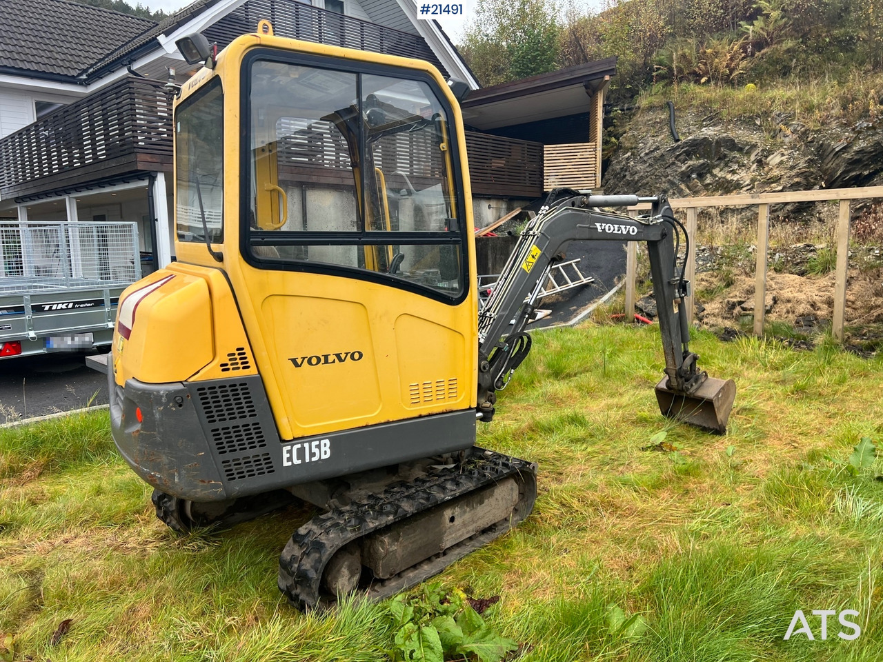Mini escavadeira Volvo EC15B: foto 10