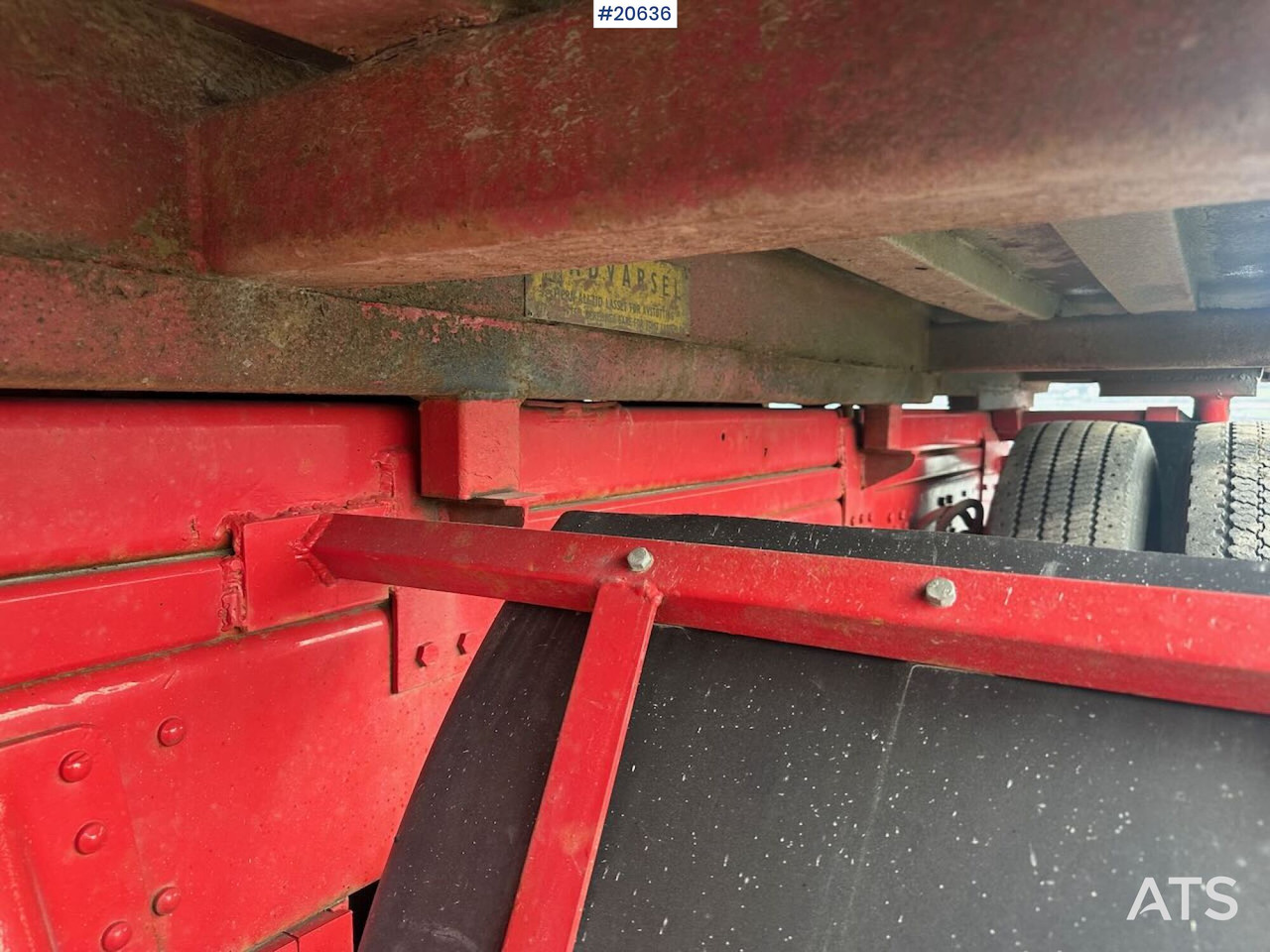 Camião de caixa aberta/ Plataforma, Caminhão grua Volvo F89 46: foto 24