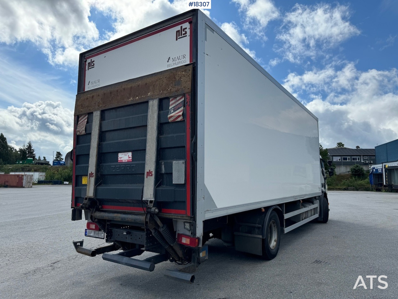 Volvo FE320 - Caminhão furgão: foto 5 Volvo FE320 - Caminhão furgão: foto 5