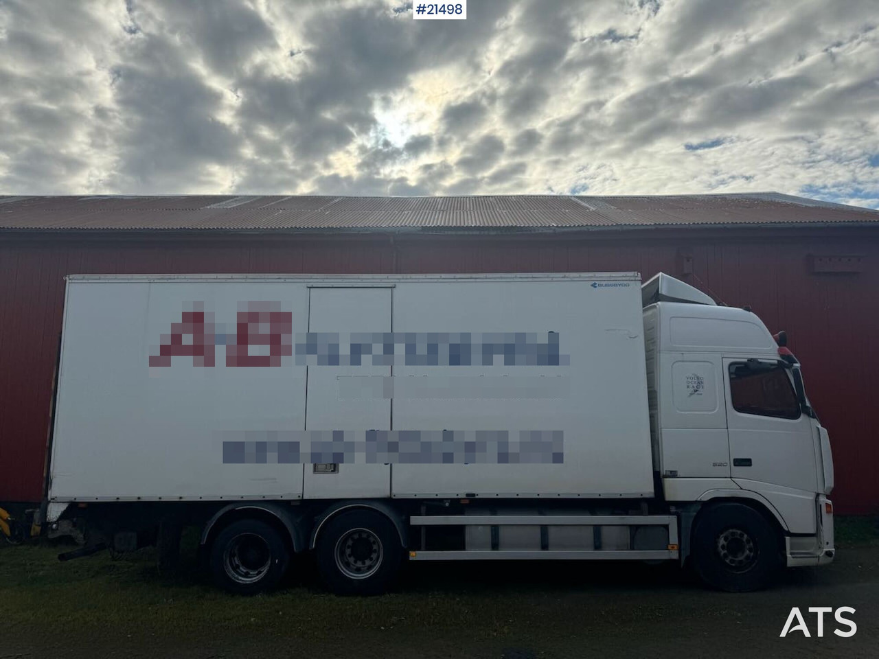 Volvo FH520 - Caminhão furgão: foto 2 Volvo FH520 - Caminhão furgão: foto 2