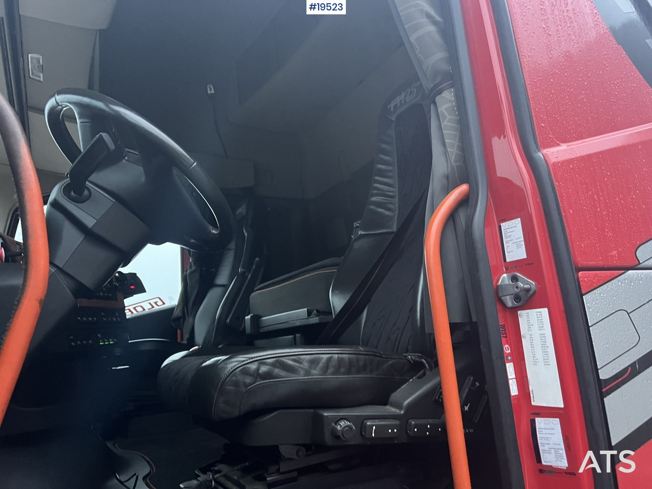 Caminhão florestal Volvo FH540: foto 48