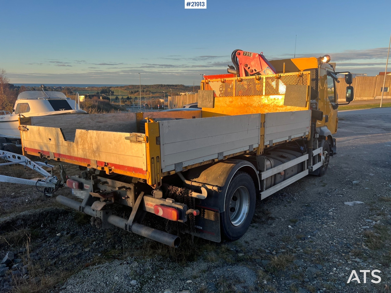 Volvo FL240 - Caminhão grua: foto 4 Volvo FL240 - Caminhão grua: foto 4