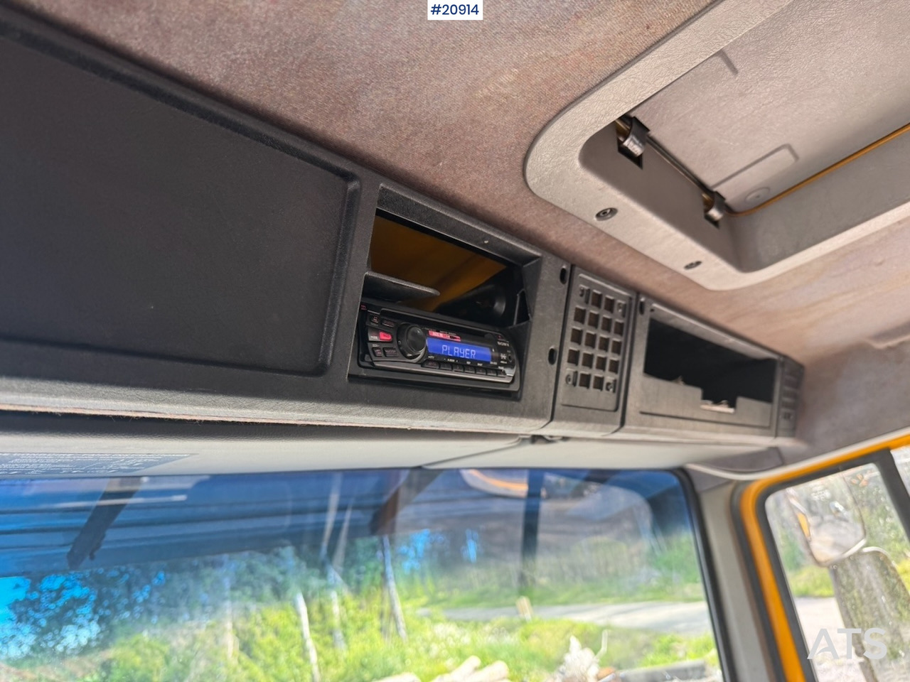 Caminhão basculante, Caminhão grua Volvo FL6: foto 44