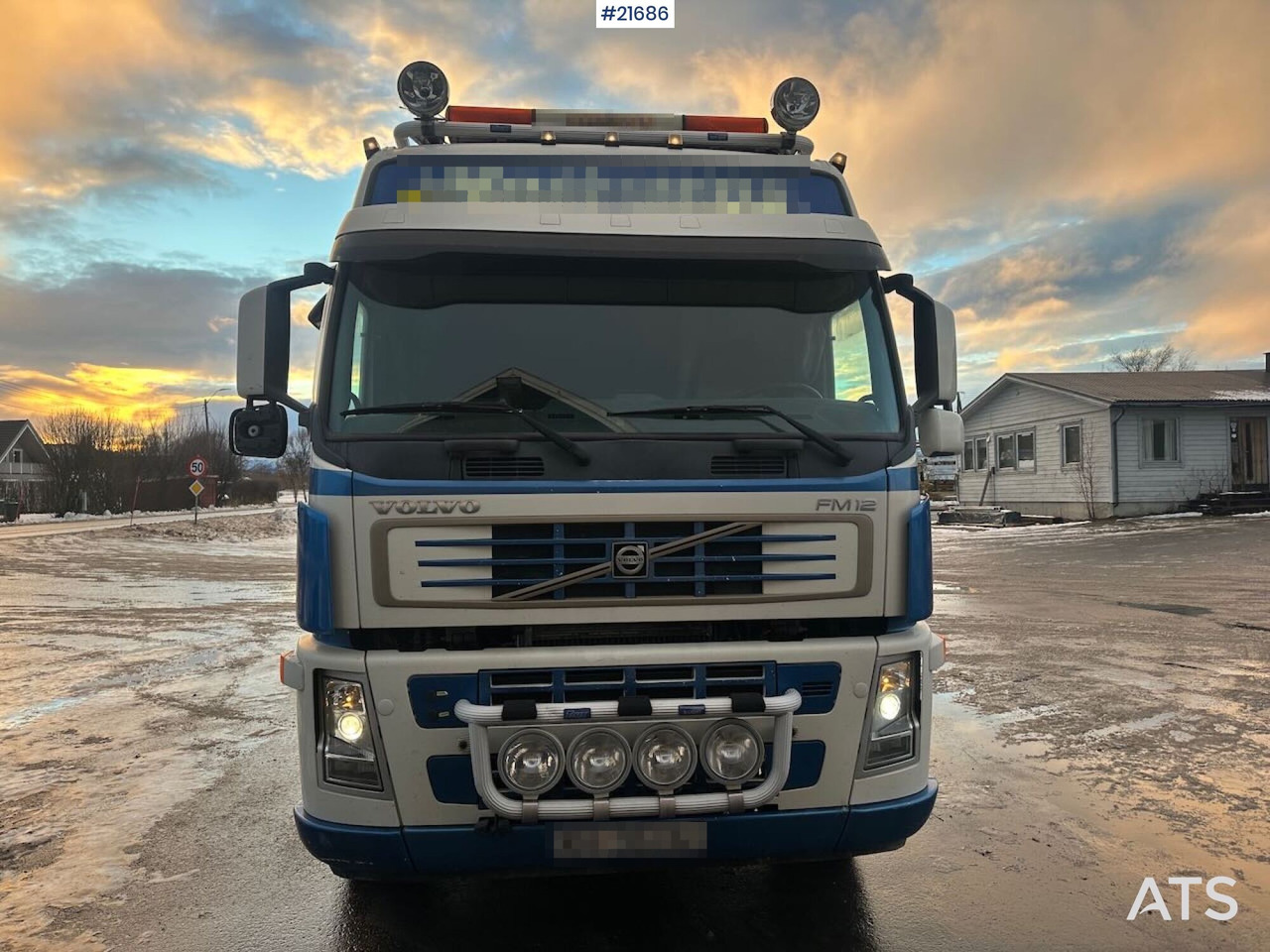 Volvo FM12 Globetrotter 6x4 kranbil m/ bak montert 18 t/m kran og vinsj. SE VIDEO - Caminhão grua: foto 4 Volvo FM12 Globetrotter 6x4 kranbil m/ bak montert 18 t/m kran og vinsj. SE VIDEO - Caminhão grua: foto 4