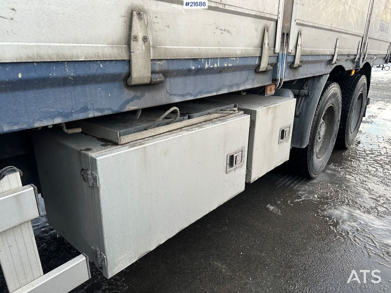 Volvo FM12 Globetrotter 6x4 kranbil m/ bak montert 18 t/m kran og vinsj. SE VIDEO - Caminhão grua: foto 3 Volvo FM12 Globetrotter 6x4 kranbil m/ bak montert 18 t/m kran og vinsj. SE VIDEO - Caminhão grua: foto 3