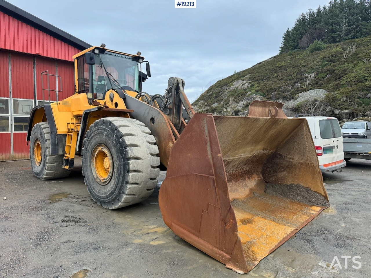 Volvo L220F - Carregadeira de rodas: foto 1 Volvo L220F - Carregadeira de rodas: foto 1