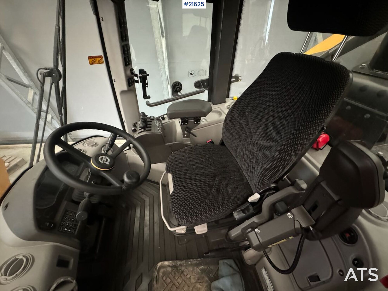 Carregadeira de rodas Volvo L45H Hjullaster m/ mye utstyr! kun 103 timer: foto 27 Carregadeira de rodas Volvo L45H Hjullaster m/ mye utstyr! kun 103 timer: foto 27