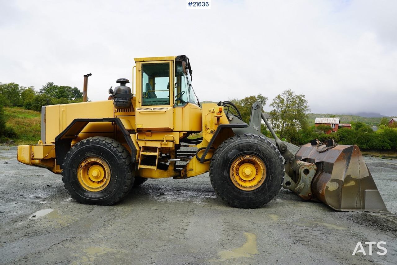 Volvo Volvo L120C hjullaster med 3. funksjon - Carregadeira de rodas: foto 1 Volvo Volvo L120C hjullaster med 3. funksjon - Carregadeira de rodas: foto 1
