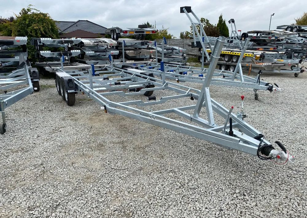 Boro Przyczepa PODŁODZIOWA 7,80M! - Reboque para barco: foto 2 Boro Przyczepa PODŁODZIOWA 7,80M! - Reboque para barco: foto 2