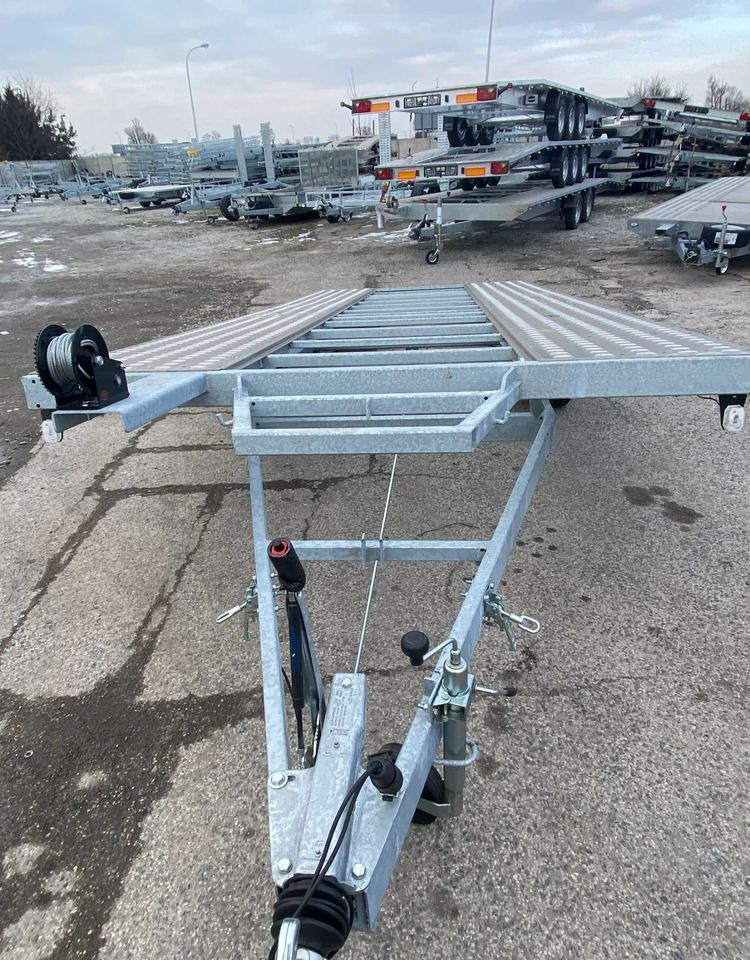 Boro Przyczepa uchylna 5,00 x 2,10 - Reboque ampliroll/ Multibenne: foto 4 Boro Przyczepa uchylna 5,00 x 2,10 - Reboque ampliroll/ Multibenne: foto 4