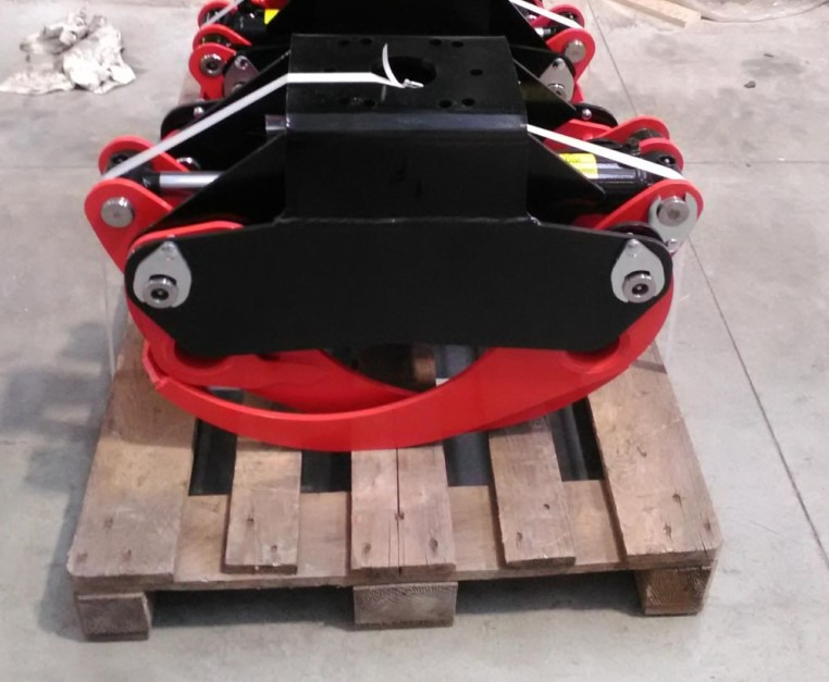 LOG GRAB PF-L .22 - Garra de Grua para caminhão: foto 4 LOG GRAB PF-L .22 - Garra de Grua para caminhão: foto 4