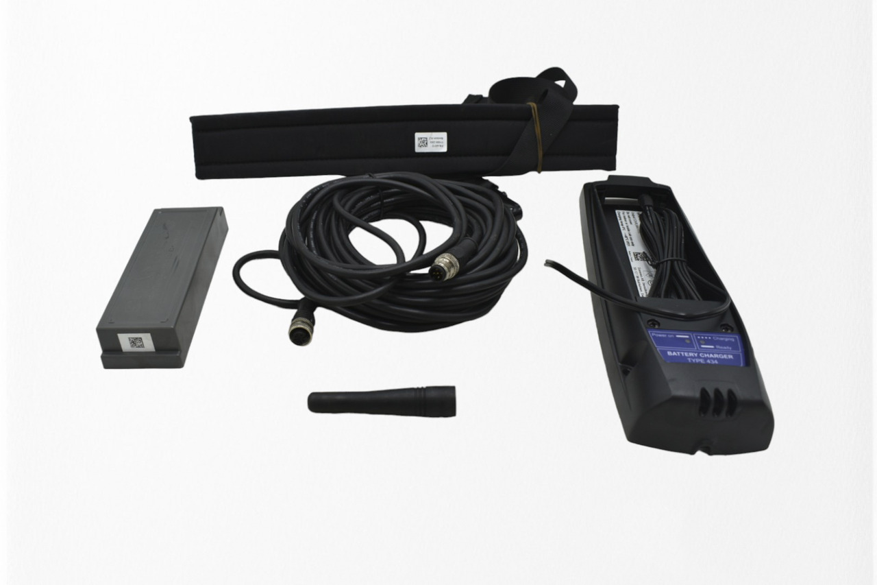 Scanreco RC400 Remote Control – 8 functions RM8-Scanreco - Sistema elétrico de Grua para caminhão: foto 4 Scanreco RC400 Remote Control – 8 functions RM8-Scanreco - Sistema elétrico de Grua para caminhão: foto 4