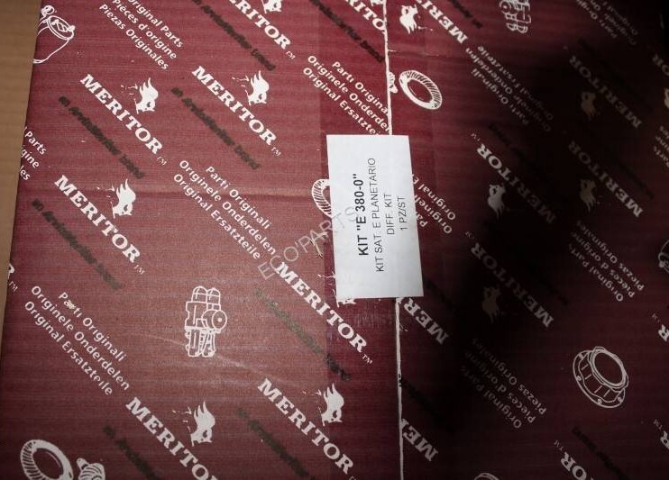 Renault Couple conique complet MS17X 7421597138 7421597139 7421597140 7421597141 7421597142 Couple conique avec bloc differentiel en origine méritor - Diferencial de Caminhão: foto 1 Renault Couple conique complet MS17X 7421597138 7421597139 7421597140 7421597141 7421597142 Couple conique avec bloc differentiel en origine méritor - Diferencial de Caminhão: foto 1