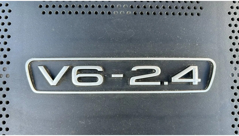Audi 2.4 Benzine V6 - Automóvel: foto 5 Audi 2.4 Benzine V6 - Automóvel: foto 5
