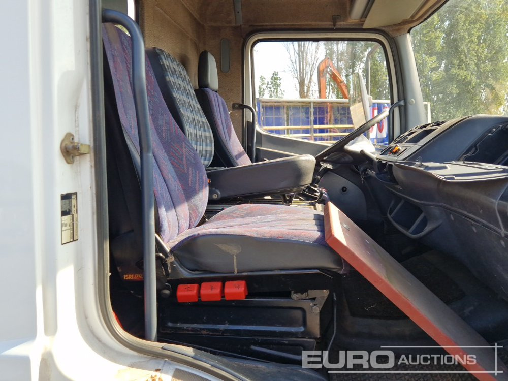 Camião de caixa aberta/ Plataforma, Caminhão grua 1999 Mercedes Atego: foto 28