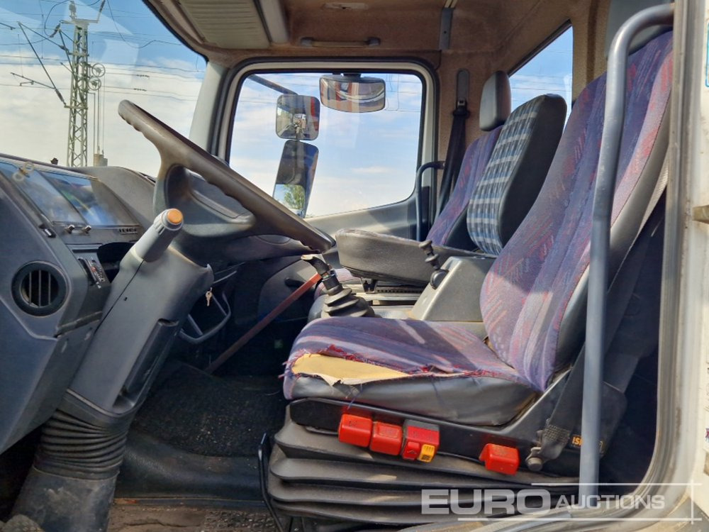 Camião de caixa aberta/ Plataforma, Caminhão grua 1999 Mercedes Atego: foto 31