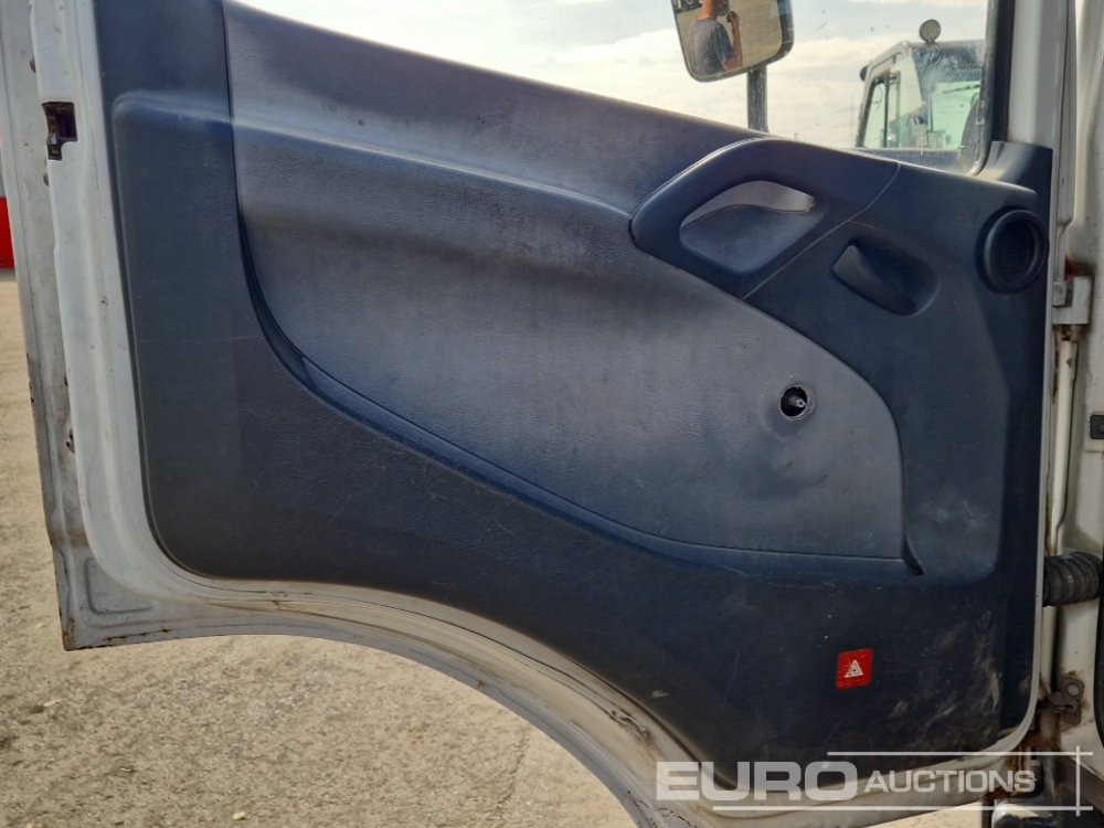 Camião de caixa aberta/ Plataforma, Caminhão grua 1999 Mercedes Atego: foto 30